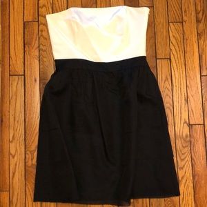 White House Black Market Dress w Tiered Skirt
